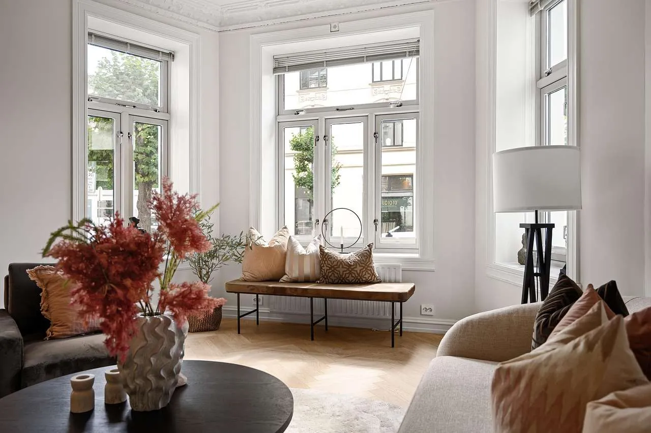 Home Window Tinting: Benefits & Tips